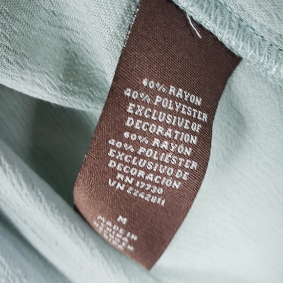 Knox Rose blue floral embroidered flutter cardigan - Picture 8 of 9